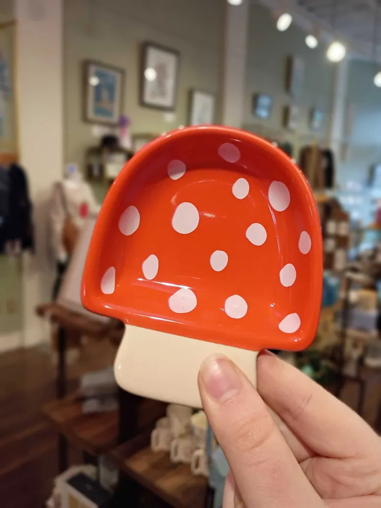 Mushroom Trinket Dish - Oh, Hello Companies