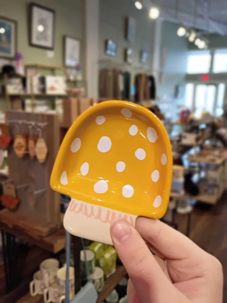Mushroom Trinket Dish - Oh, Hello Companies